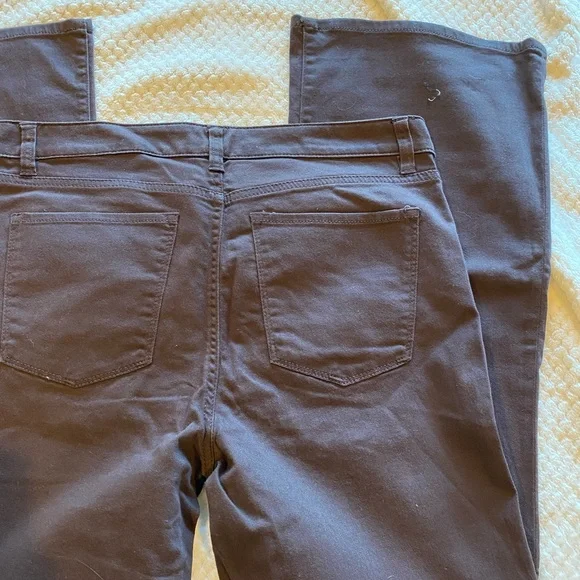 LL Bean Signature Brown Flare Denim Sz 12 - Picture 3 of 3